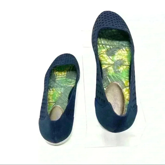 Easy Spirit Dexlee 3 Flat Shoes Blue Cut Out 9 New - Picture 5 of 8